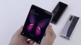 Galaxy-Fold-Mobile-Review