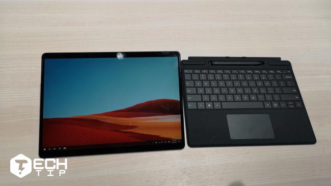 طراحی و پورت های Surface Pro X