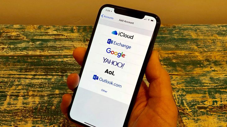Remove-Email-Accounts-From-the-Mail-App-on-iPhone