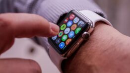 delete-apps-on-Apple-Watch