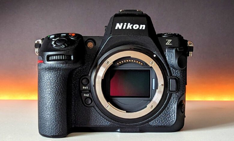 دوربین Nikon Z8 بهترین دوربین نیکون برای عکاسی