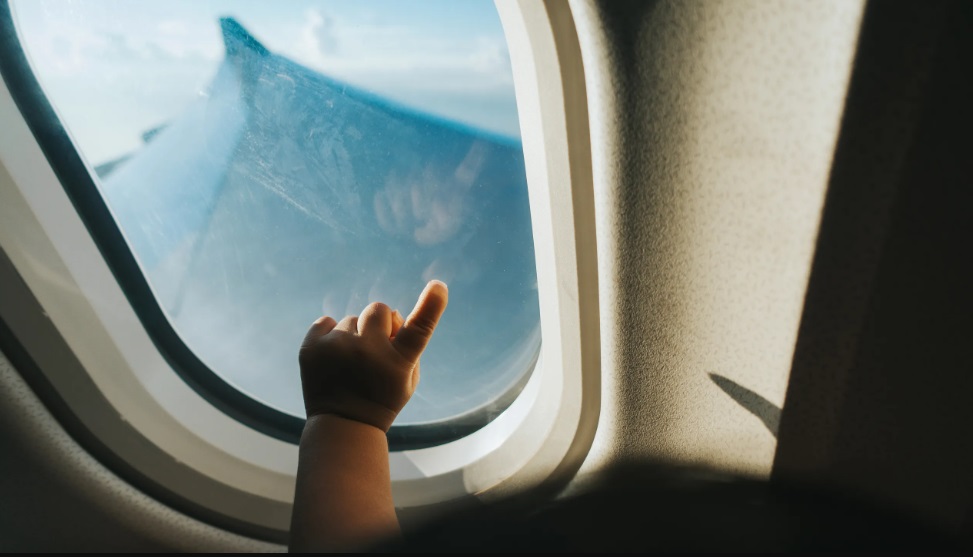 قوانین و مقررات ایرلاین ها برای پرواز با نوزاد