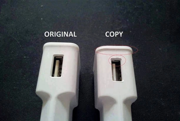 تفاوت شارژر اصلی سامسونگ و فیک در اسلات پورت USB